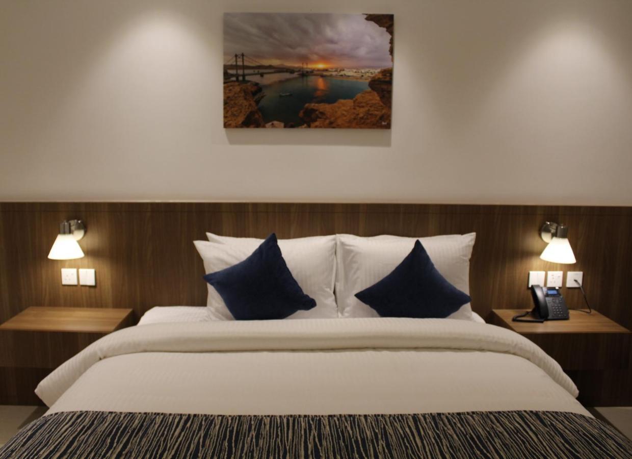 Duqm Express Hotel ภายนอก รูปภาพ