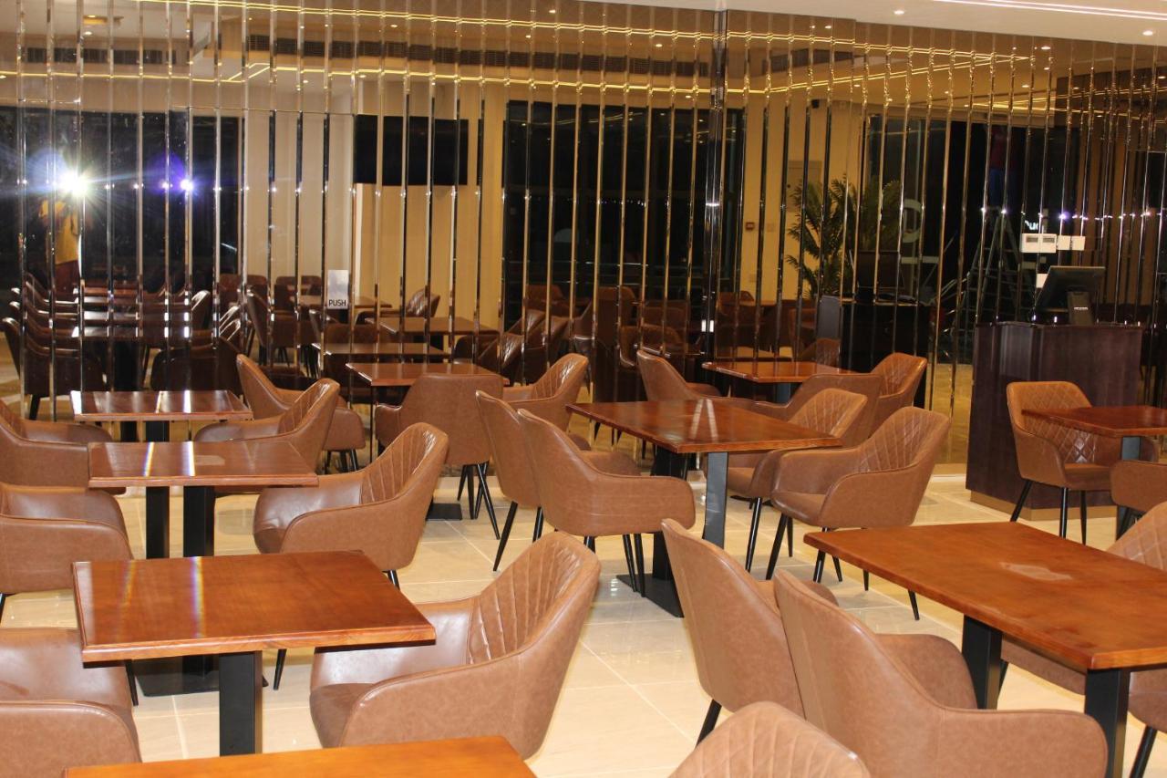 Duqm Express Hotel ภายนอก รูปภาพ